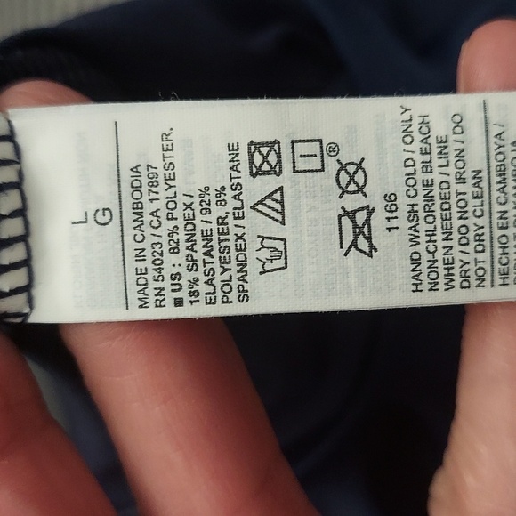 OLD NAVY One Piece V Neck Ruffle Trim Cutout One Piece Swimsuit in Navy - Picture 12 of 14